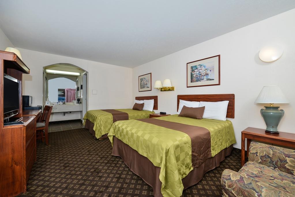 Americas Best Value Inn & Suites Williamstown Cameră foto